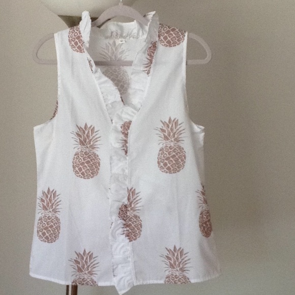 Tops - 🔥PINEAPPLES - Ruffle Collar Sleeveless White Top
